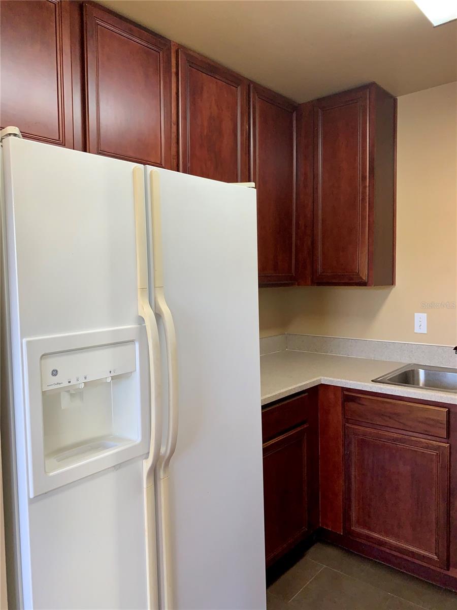 Image 6 of 15 For 4805 Rilma Avenue 109