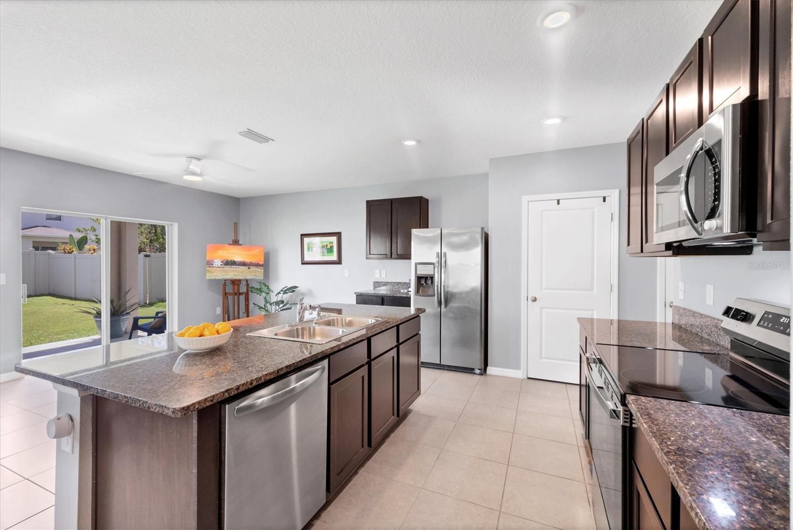 Image 10 of 26 For 5925 Silver Sage Way