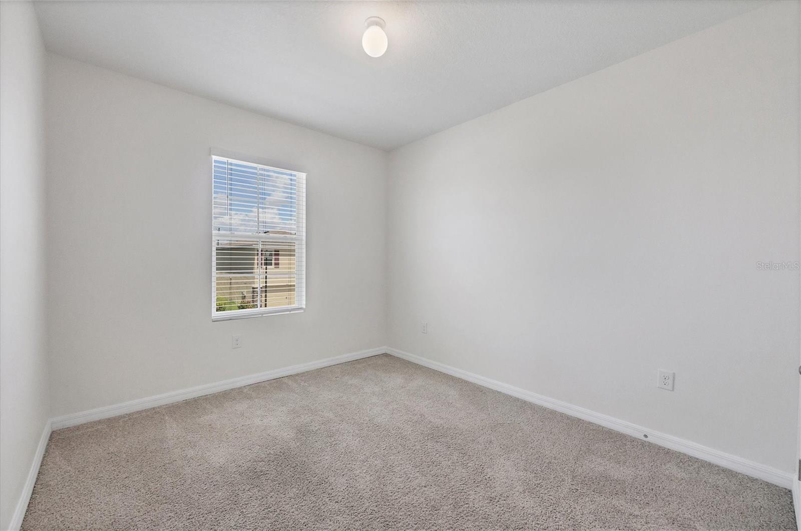 Image 22 of 26 For 5925 Silver Sage Way