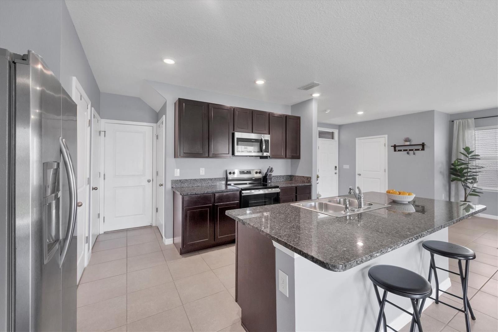 Image 9 of 26 For 5925 Silver Sage Way