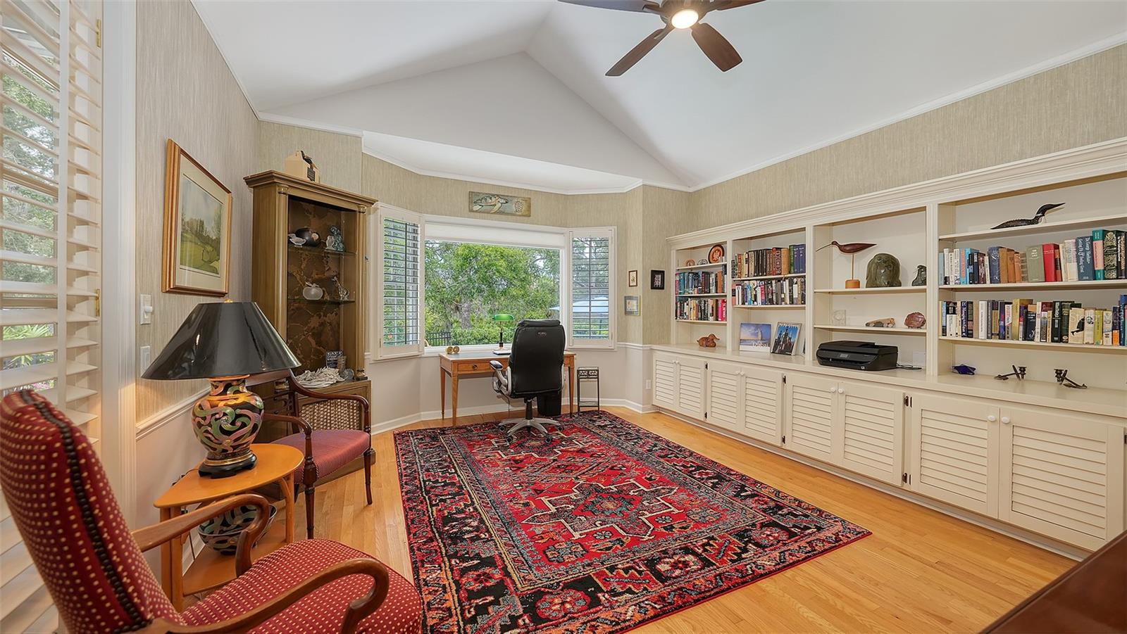 Image 40 of 99 For 156 Bishopscourt Road