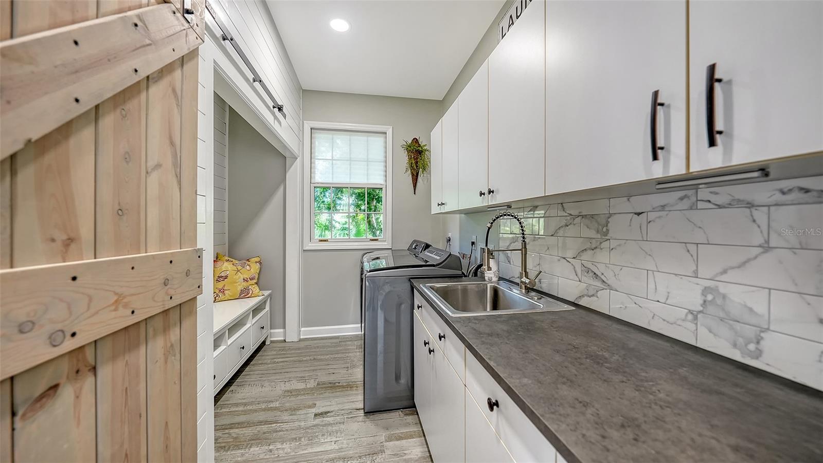 Image 57 of 99 For 156 Bishopscourt Road