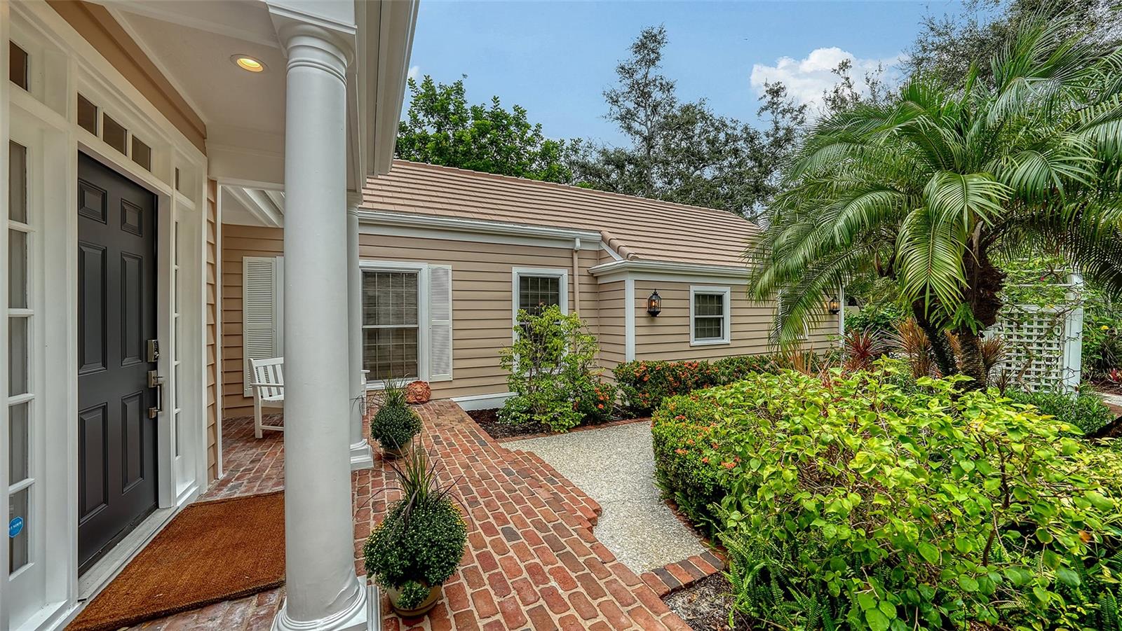 Image 7 of 99 For 156 Bishopscourt Road