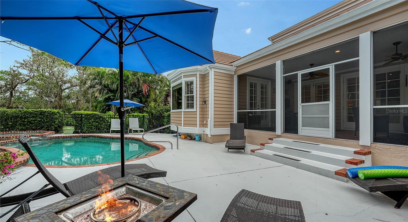 Image 70 of 99 For 156 Bishopscourt Road