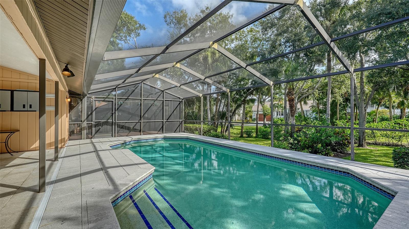 Image 30 of 44 For 1529 Oak Way