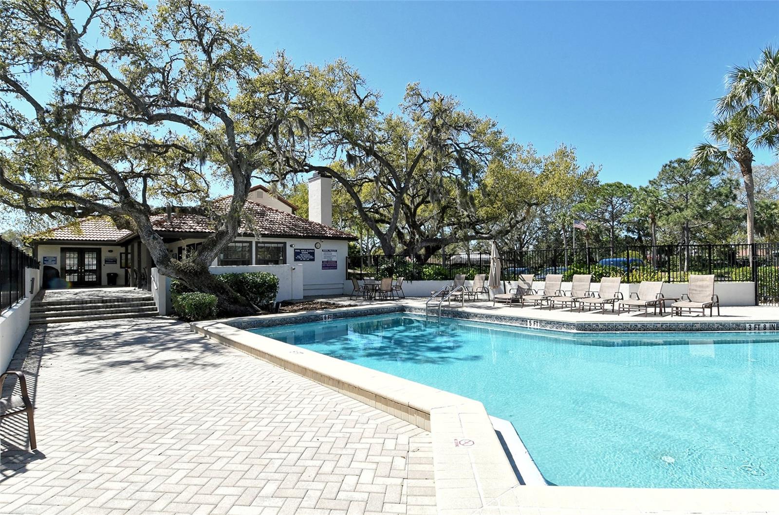 Image 47 of 47 For 1529 Oak Way