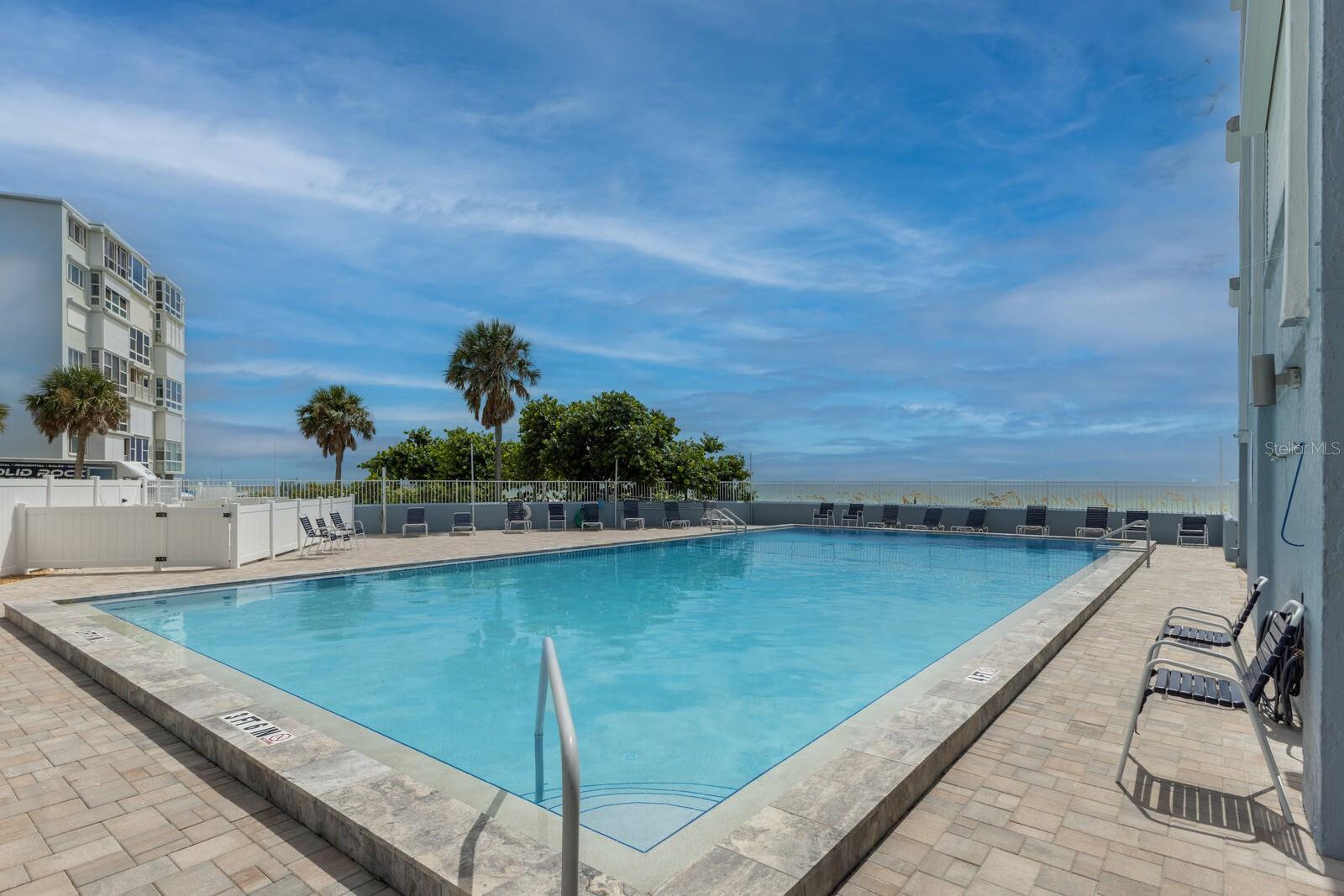 Image 23 of 36 For 5300 Gulf Drive 508