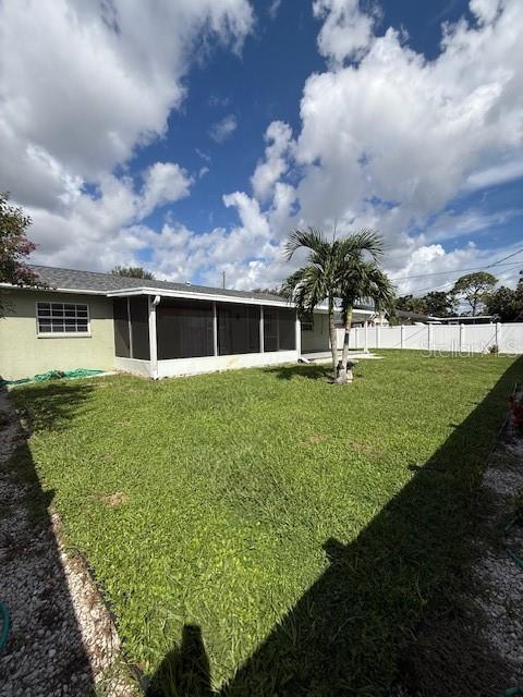 Image 4 of 25 For 3856 Tarpon Road