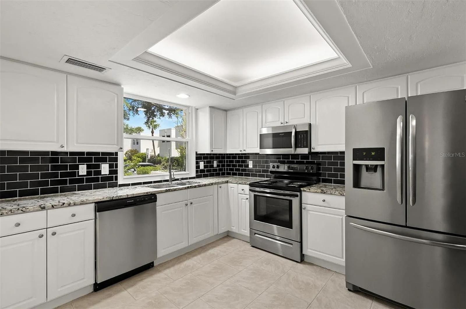 Image 2 of 22 For 5084 Marsh Field Road 77