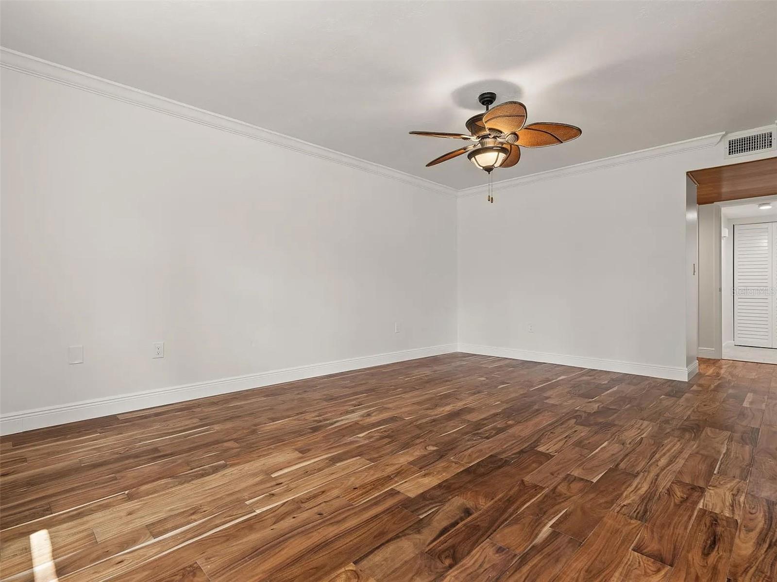 Image 9 of 22 For 5084 Marsh Field Road 77