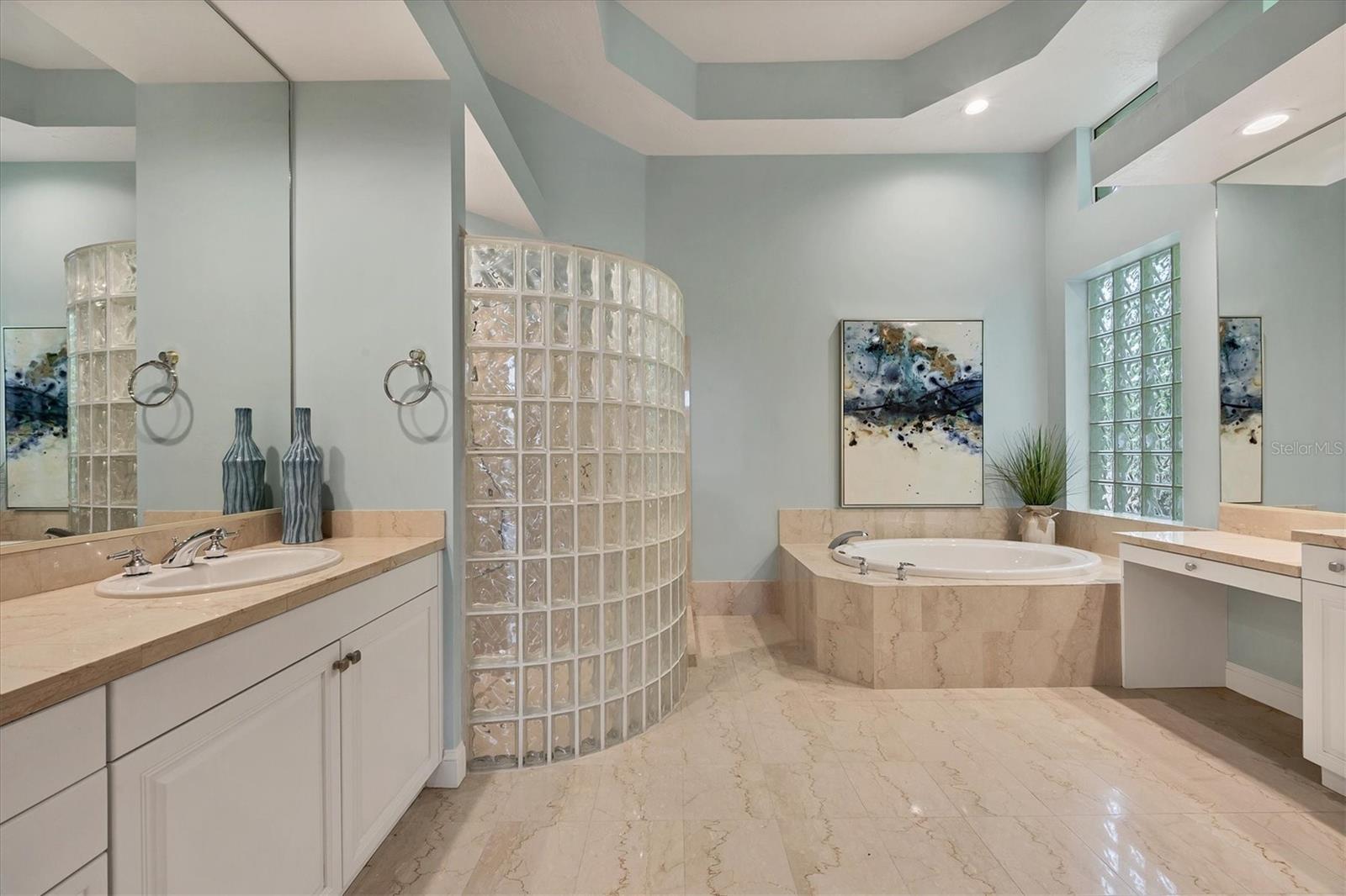 Image 19 of 36 For 3617 Fair Oaks Place