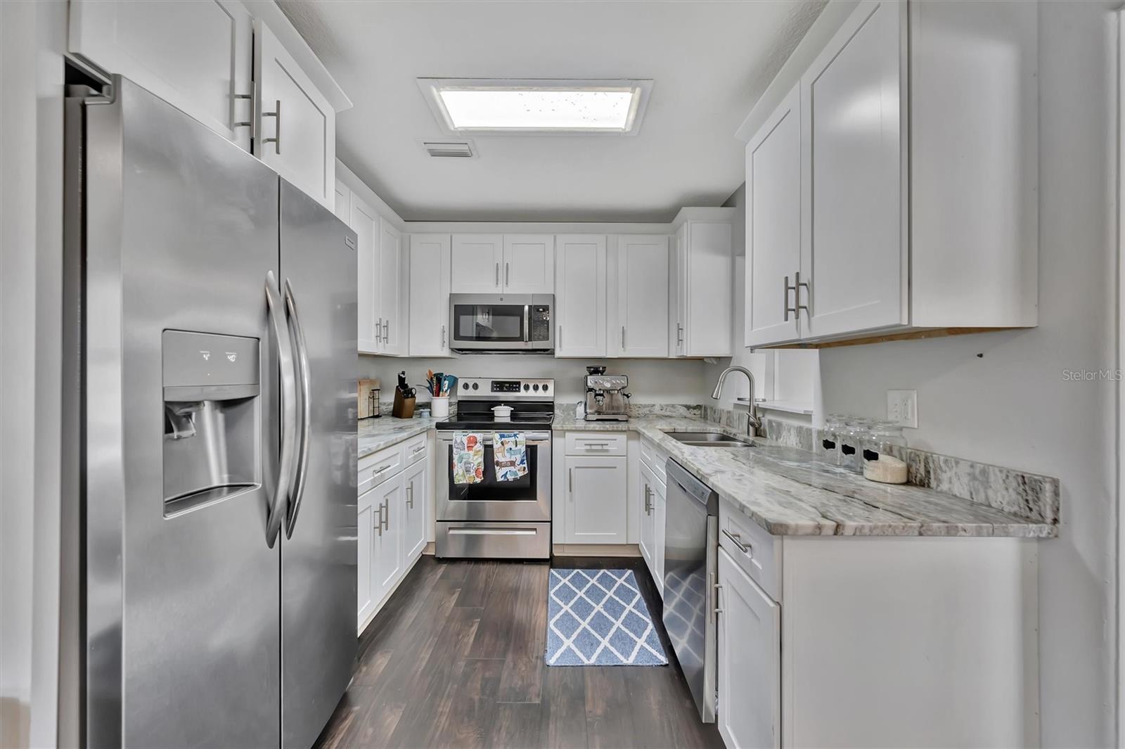 Image 10 of 30 For 1103 20th Avenue W
