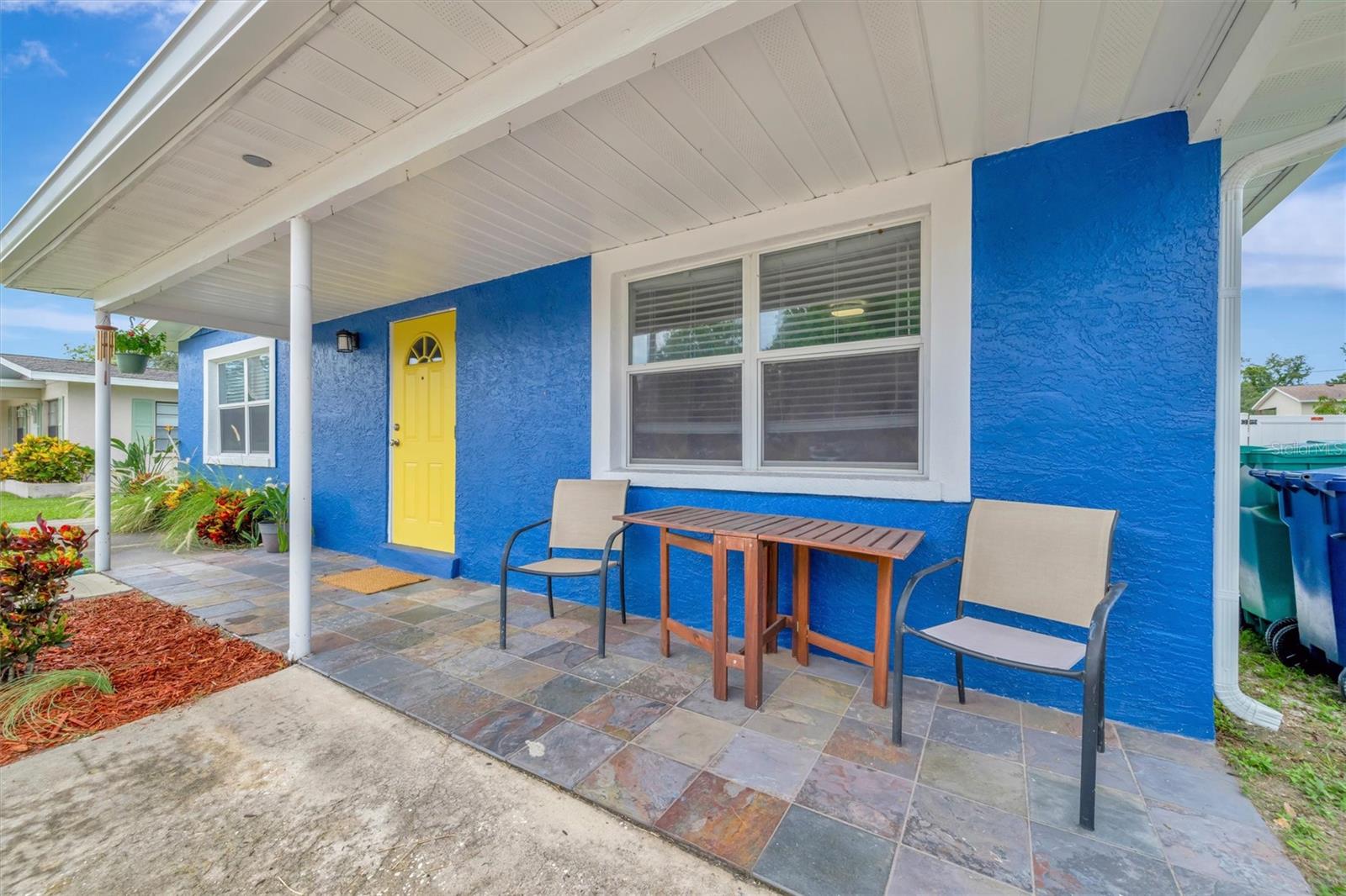 Image 2 of 30 For 1103 20th Avenue W