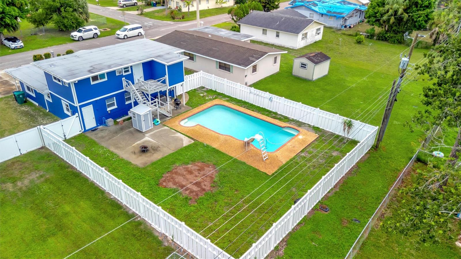 Image 3 of 30 For 1103 20th Avenue W
