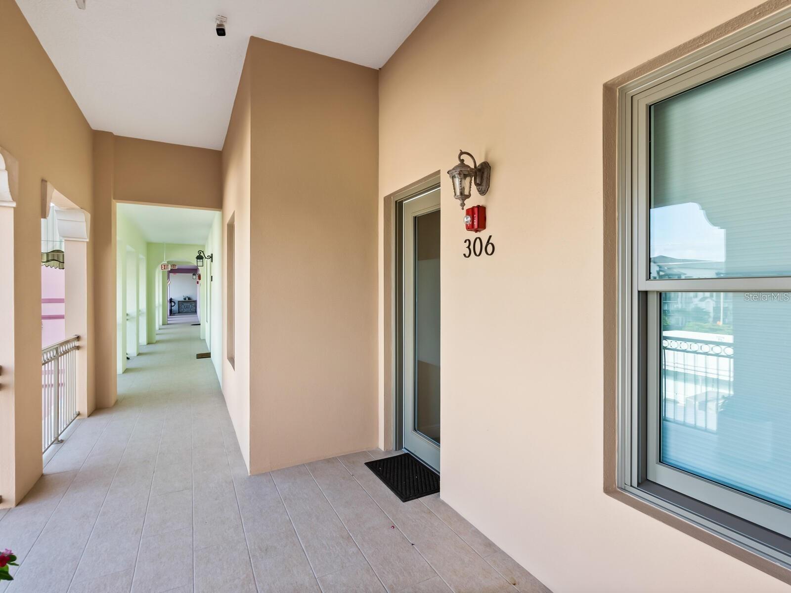 Image 2 of 28 For 555 Orange Avenue 306