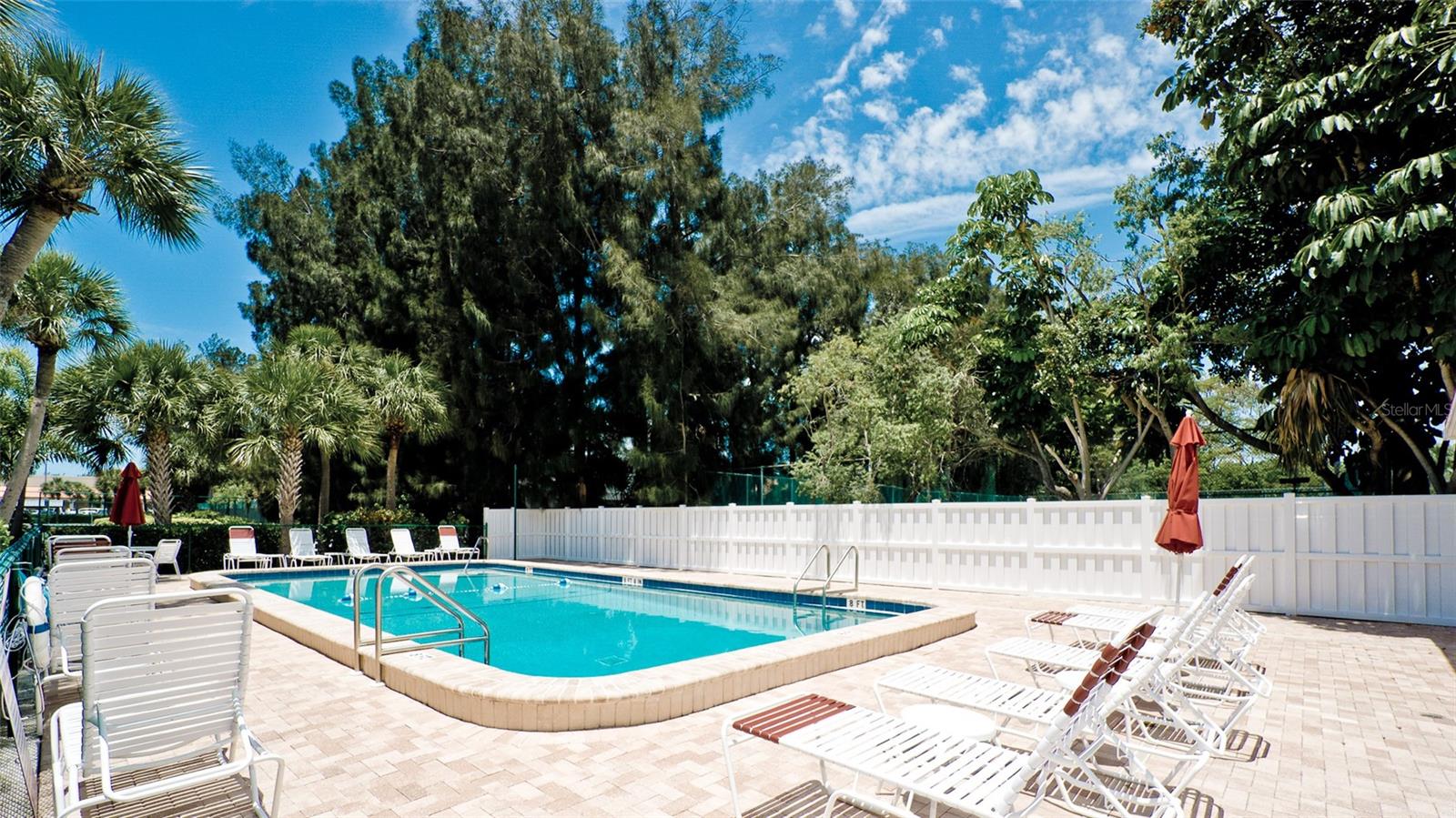Image 35 of 48 For 3805 Bay Drive 204