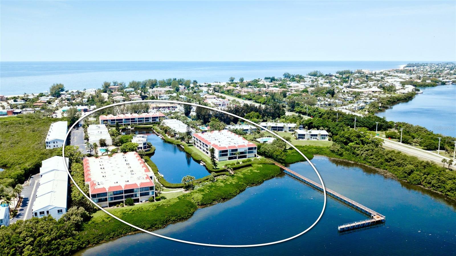 Image 40 of 48 For 3805 Bay Drive 204