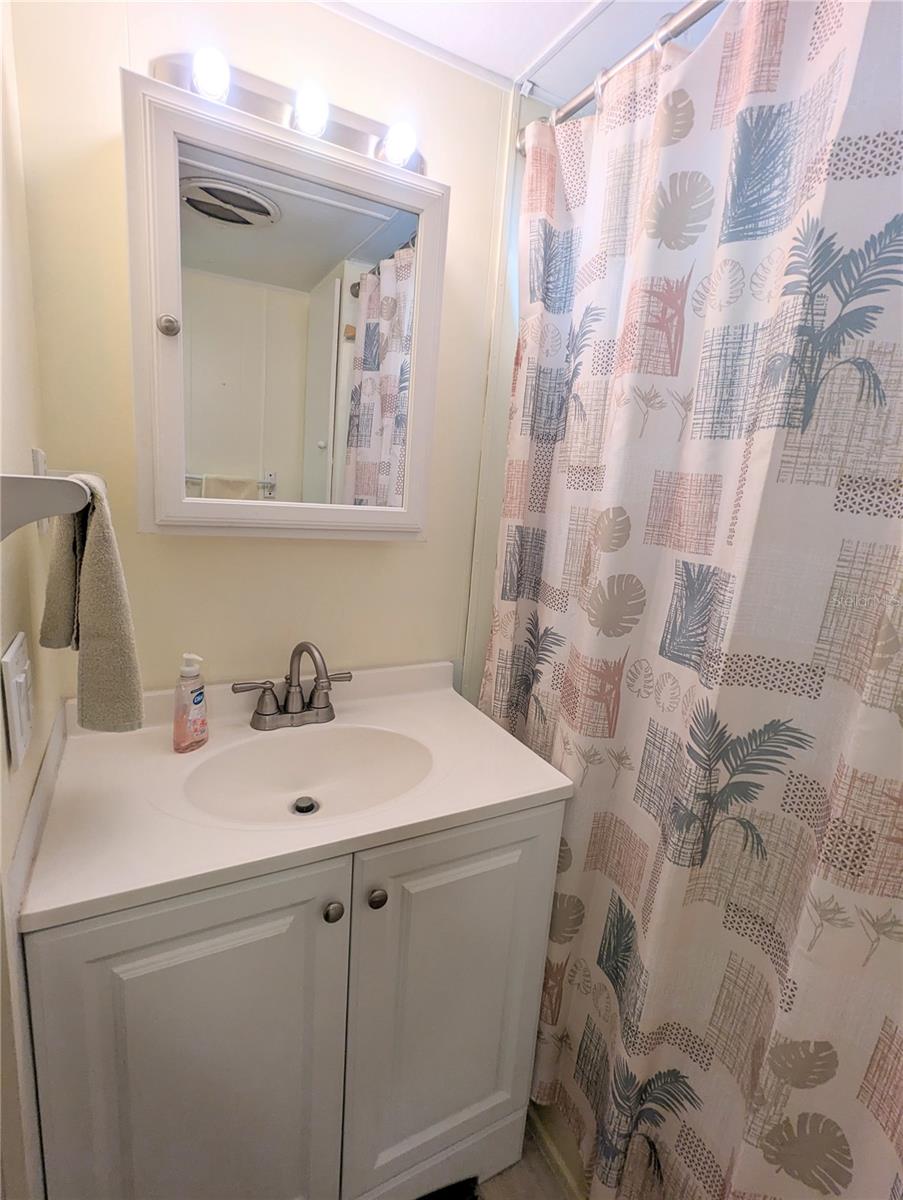 Image 4 of 16 For 1702 Olympia Fields Street