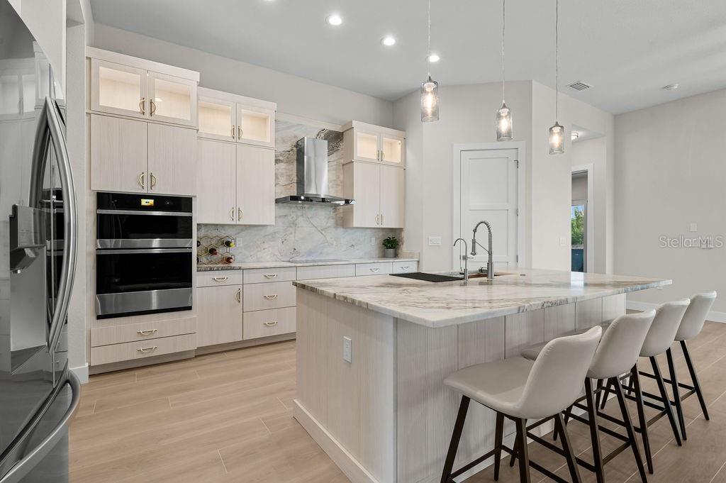 Image 16 of 62 For 16622 Liggett Circle