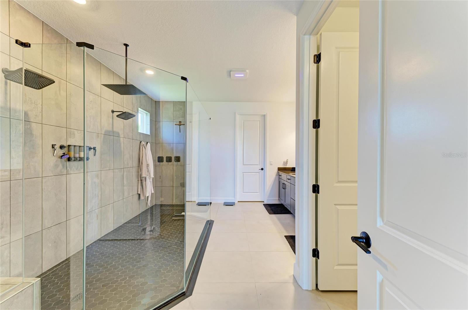 Image 47 of 99 For 16115 Mount Holly Drive