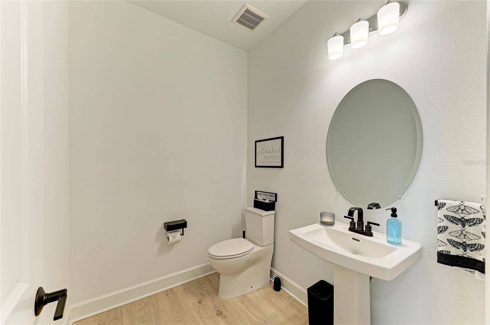 Image 53 of 99 For 16115 Mount Holly Drive