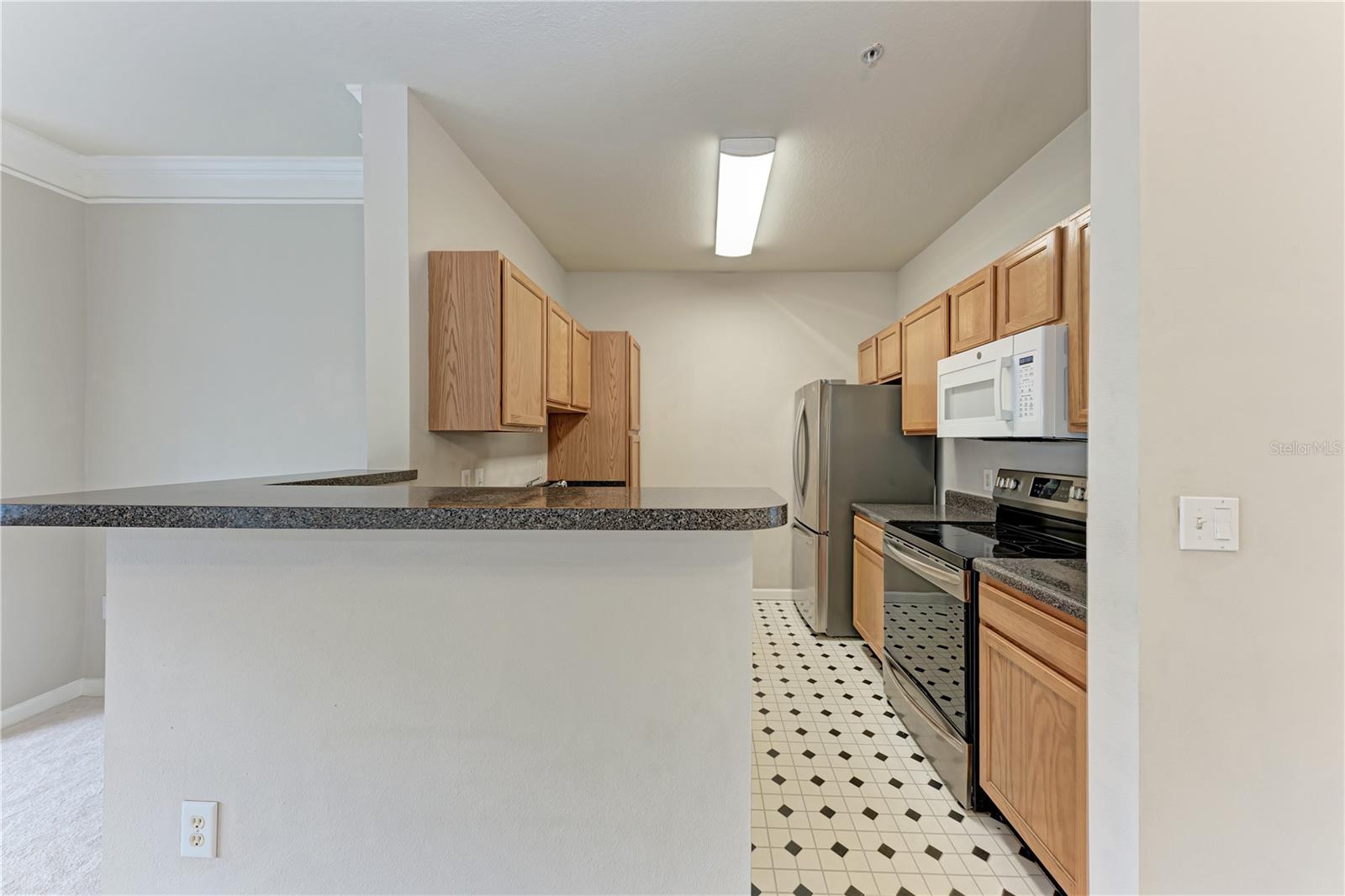 Image 14 of 37 For 4802 51st Street W 1122