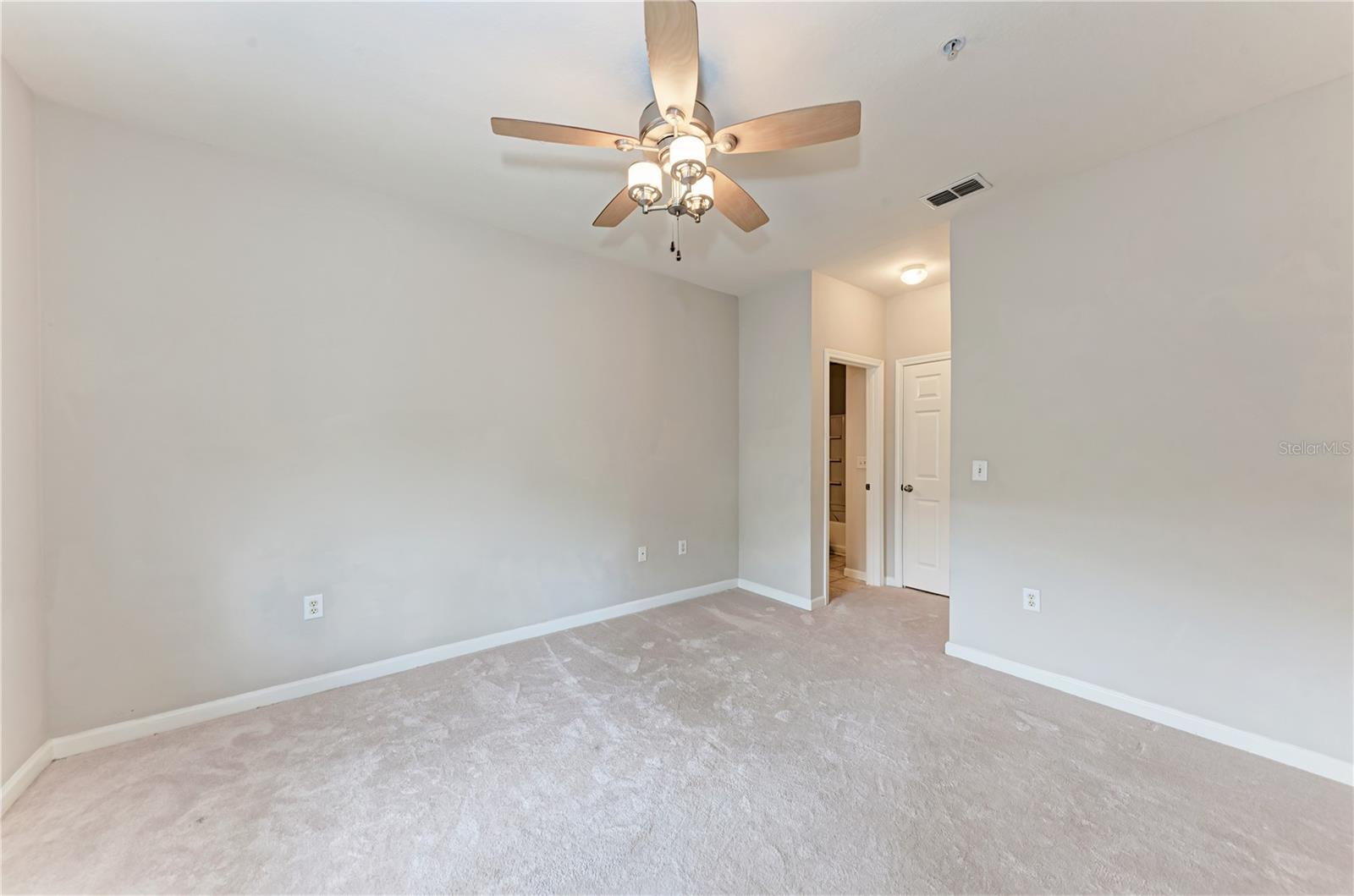 Image 26 of 37 For 4802 51st Street W 1122