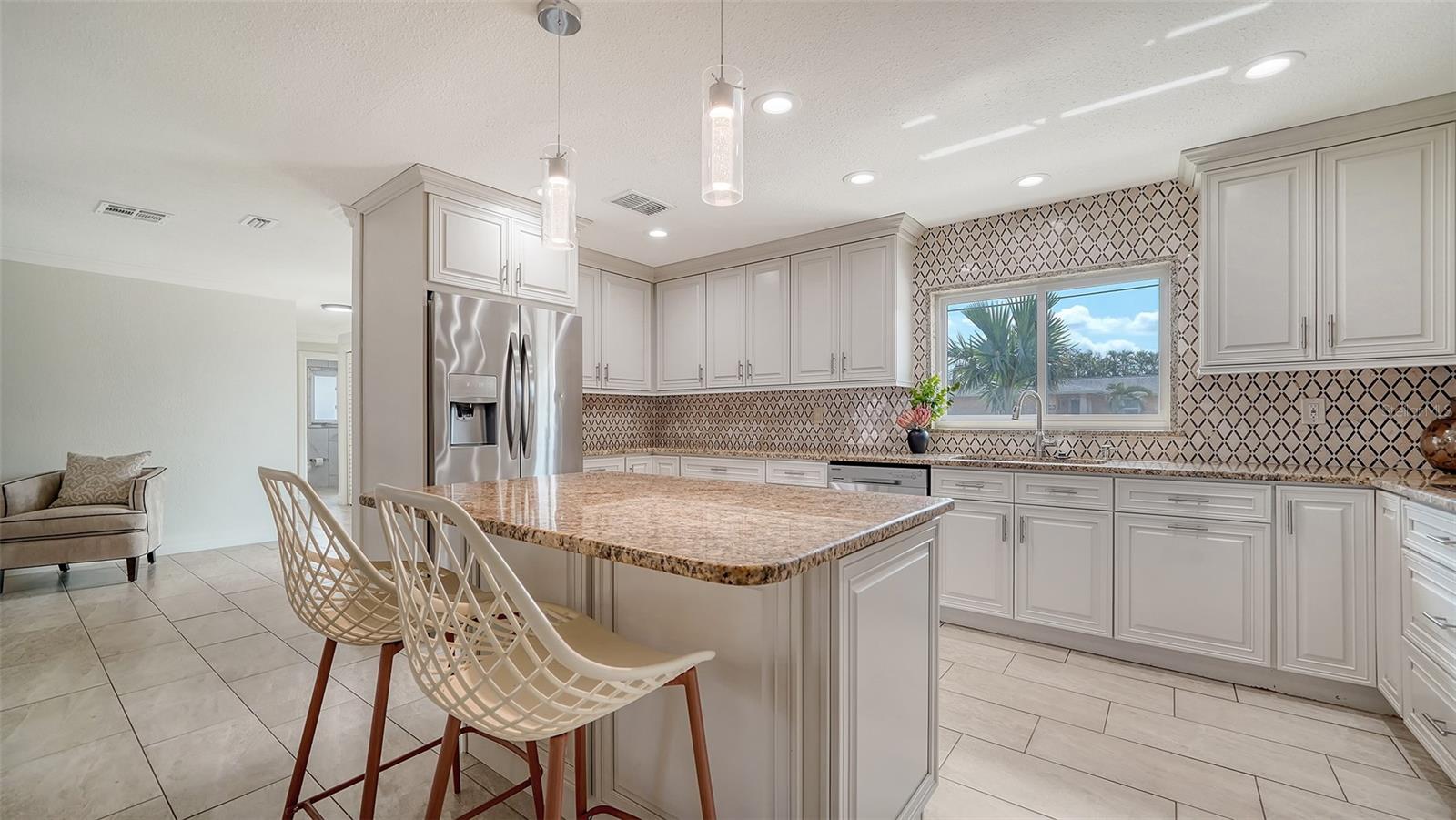 Image 11 of 66 For 3085 Goldenrod Street