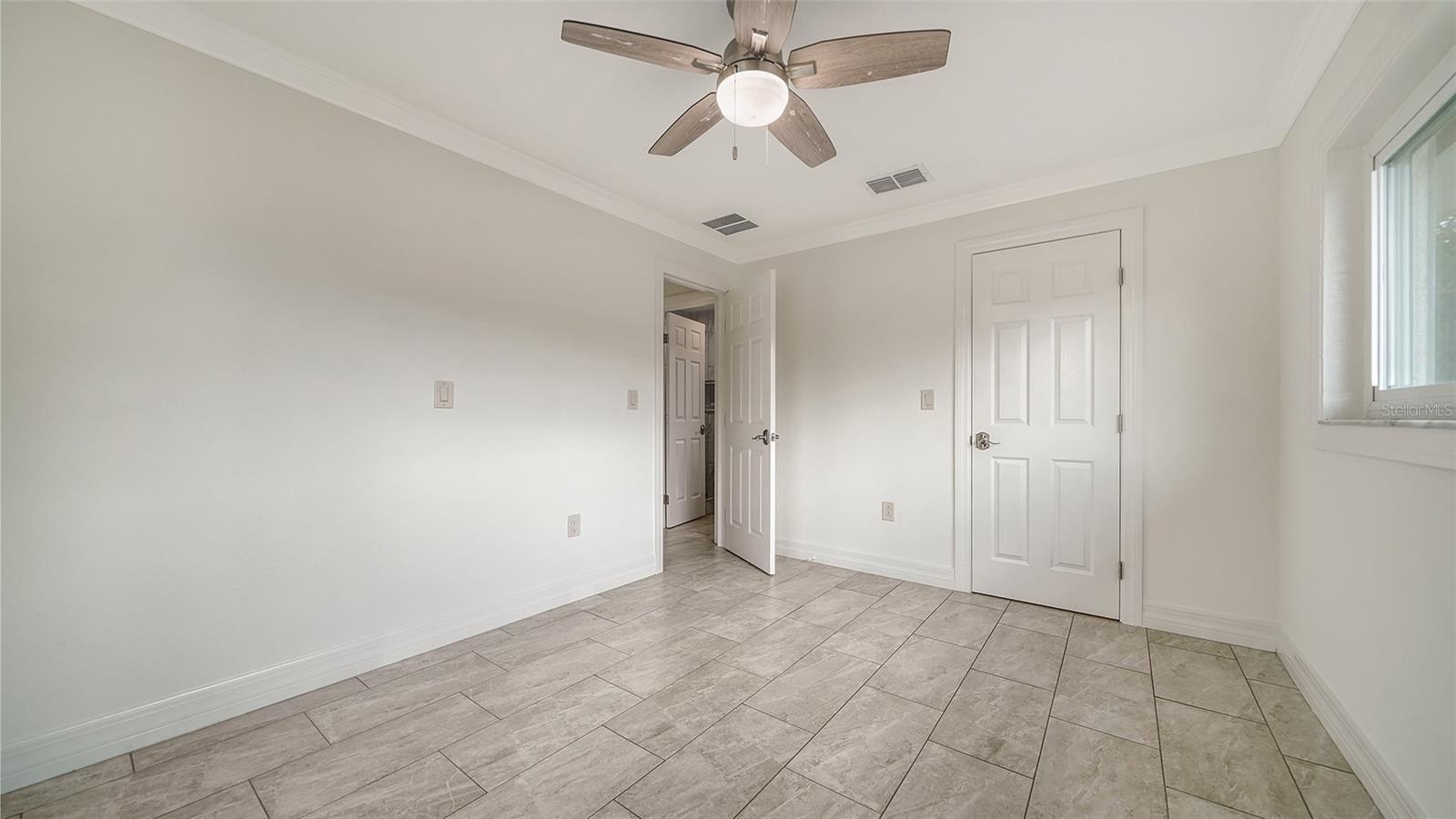 Image 17 of 66 For 3085 Goldenrod Street