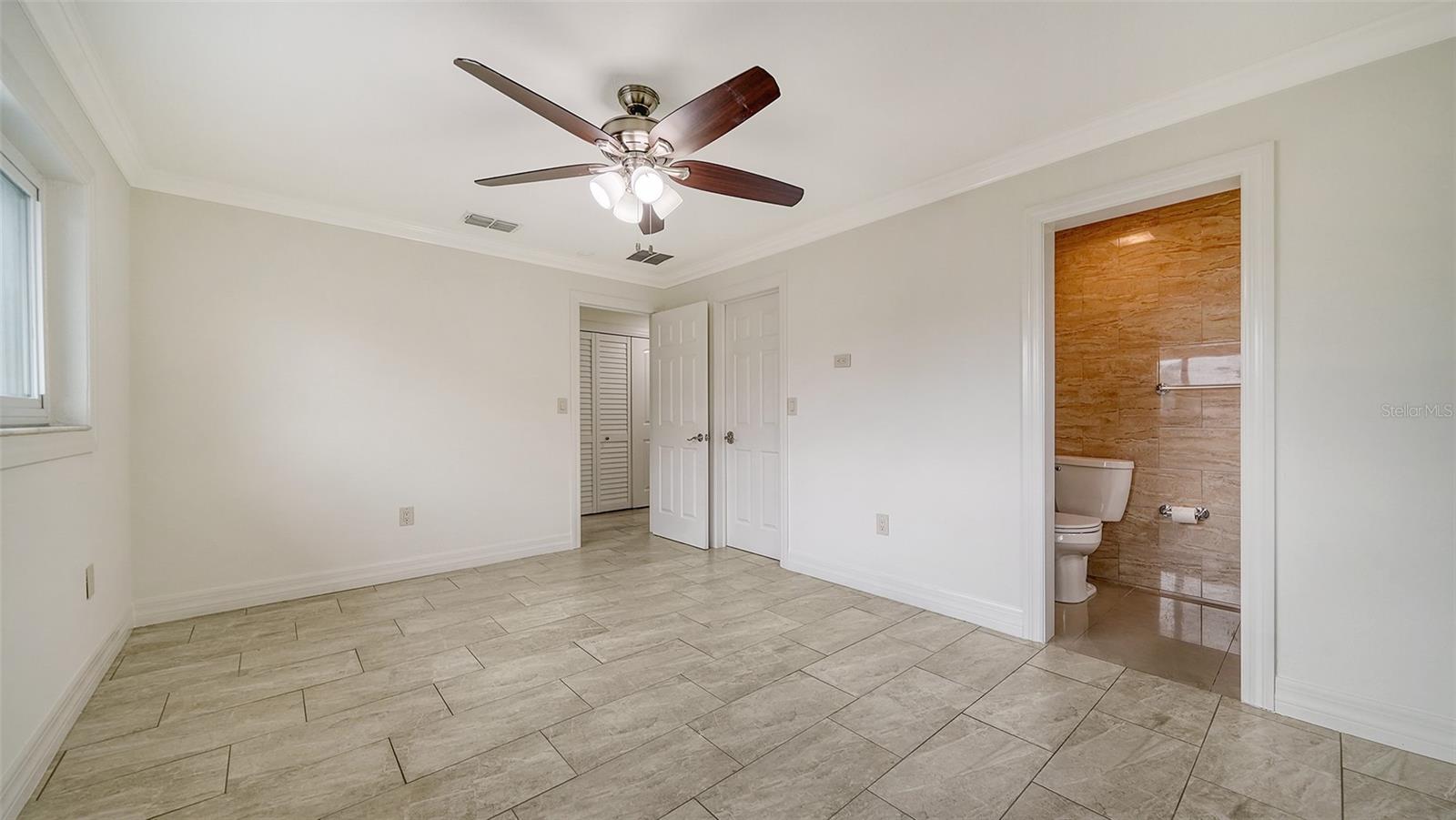 Image 24 of 66 For 3085 Goldenrod Street