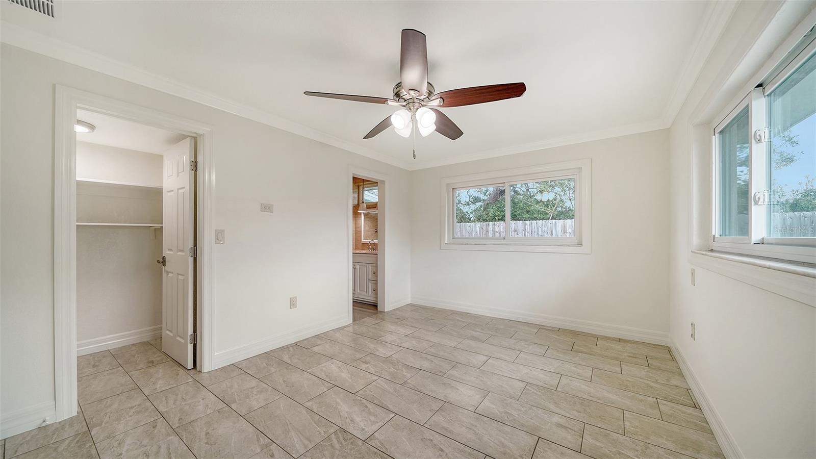 Image 25 of 66 For 3085 Goldenrod Street