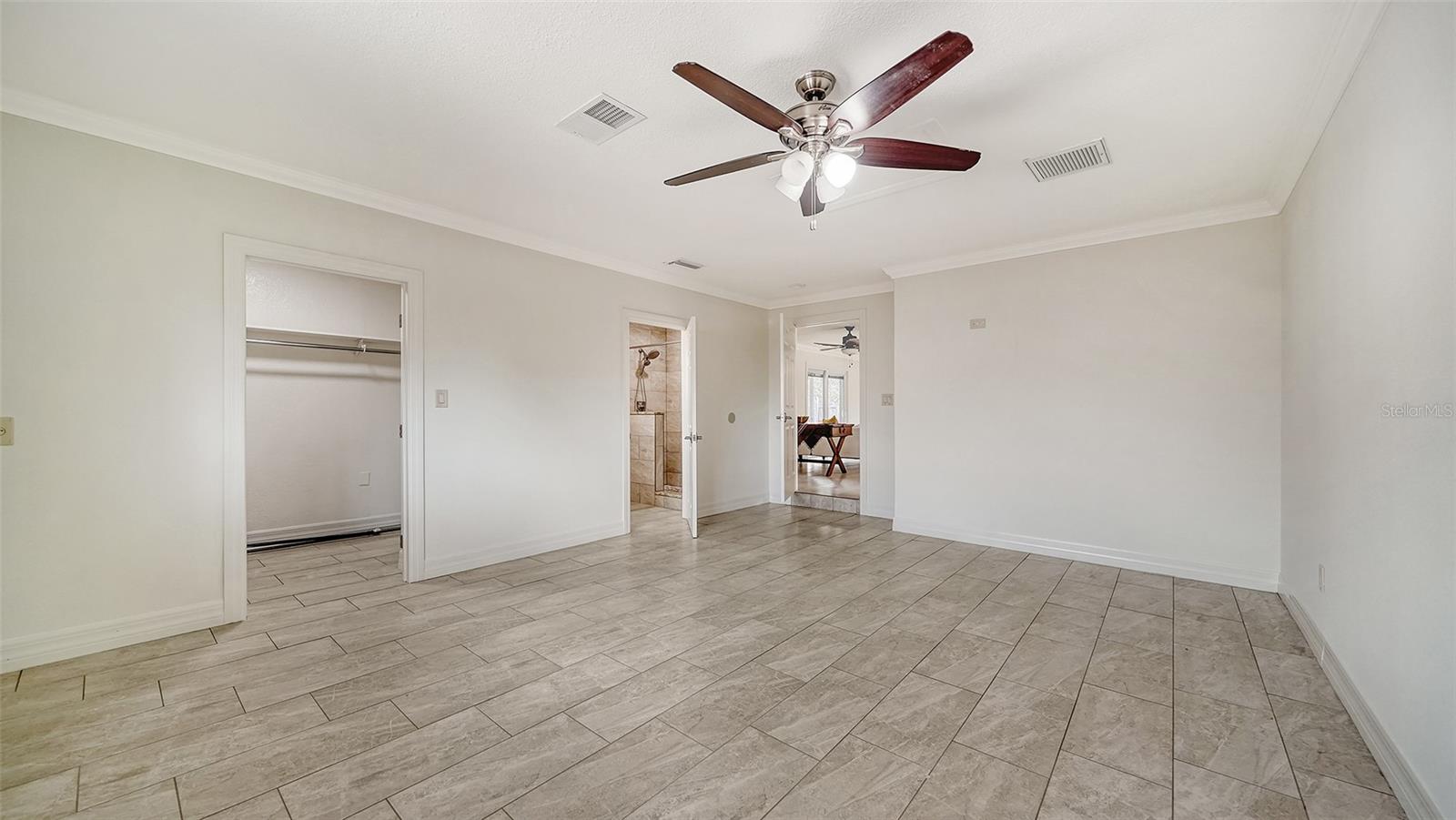 Image 30 of 66 For 3085 Goldenrod Street