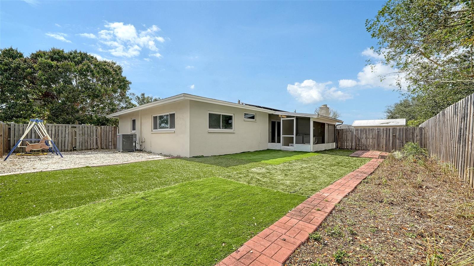 Image 37 of 66 For 3085 Goldenrod Street