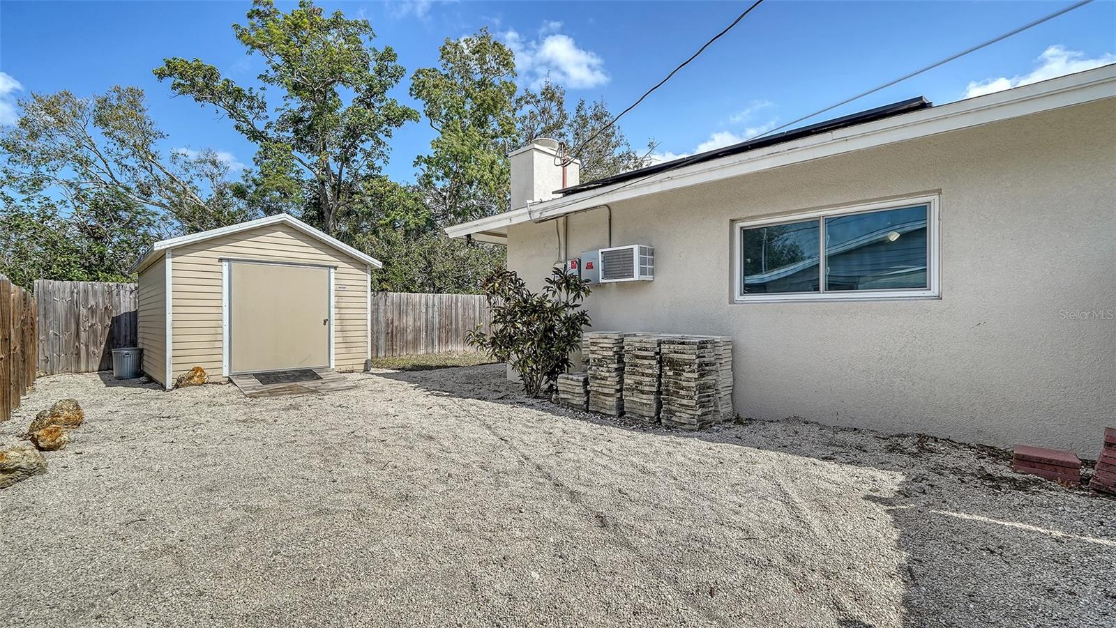 Image 42 of 66 For 3085 Goldenrod Street