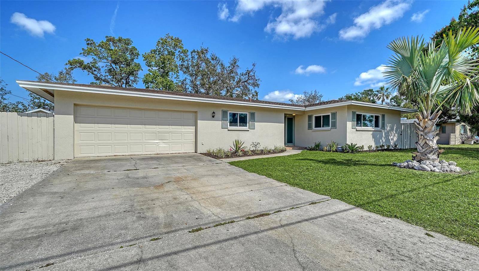 Image 47 of 66 For 3085 Goldenrod Street