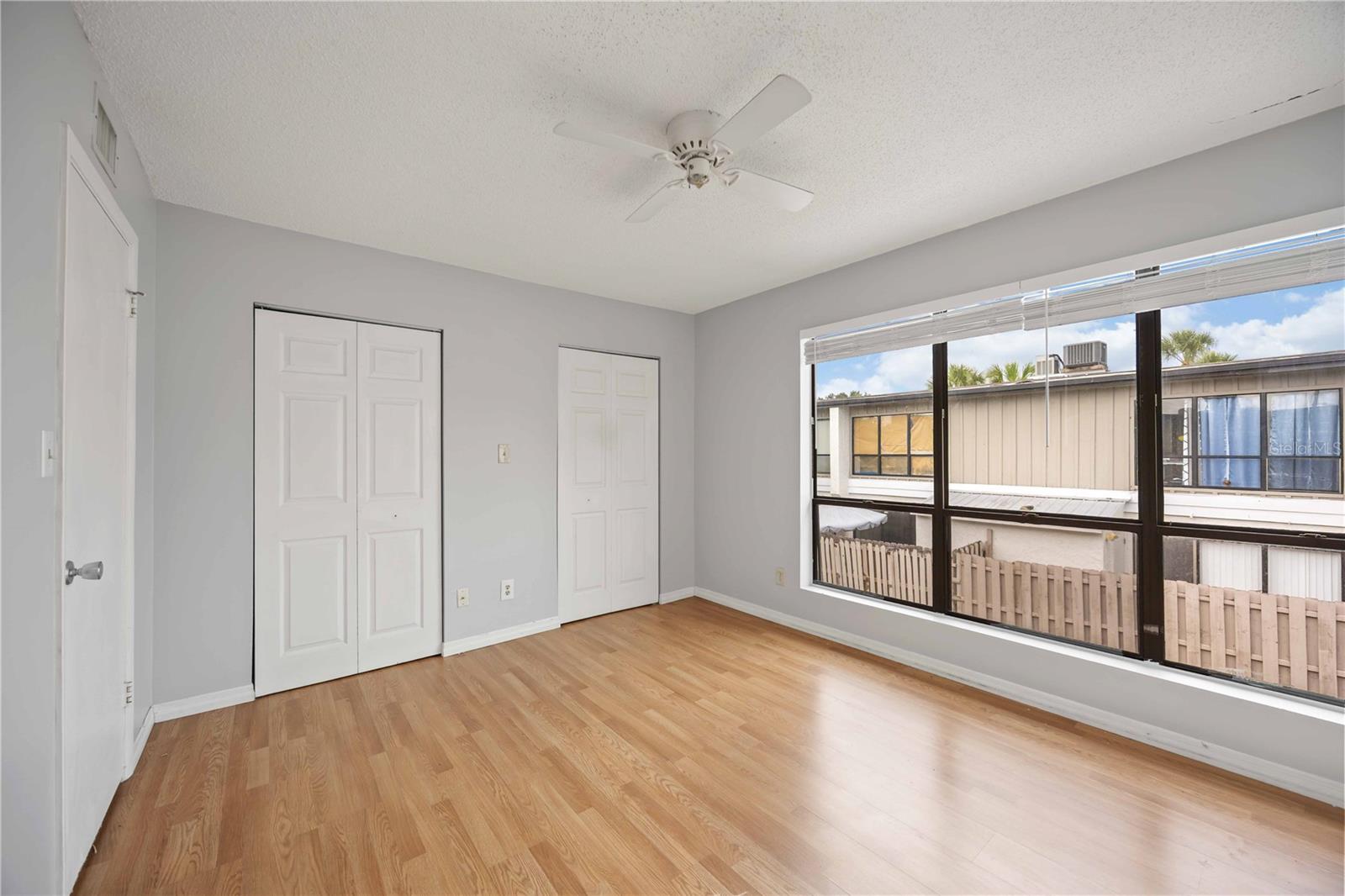 Image 17 of 30 For 4001 Beneva Road 116
