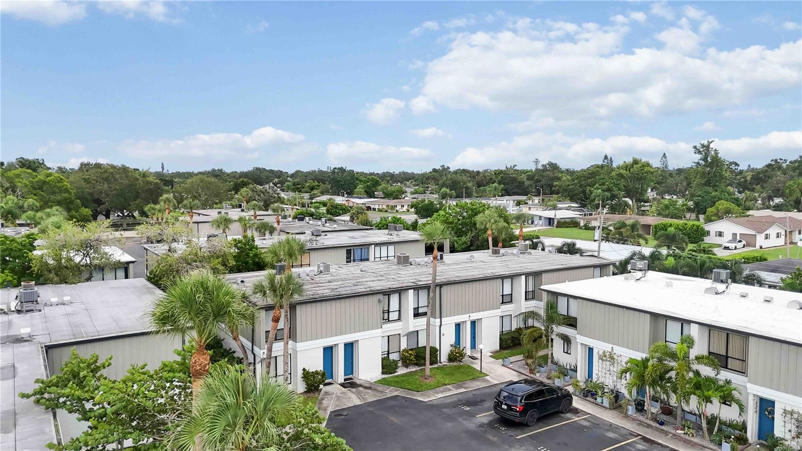 Image 23 of 30 For 4001 Beneva Road 116