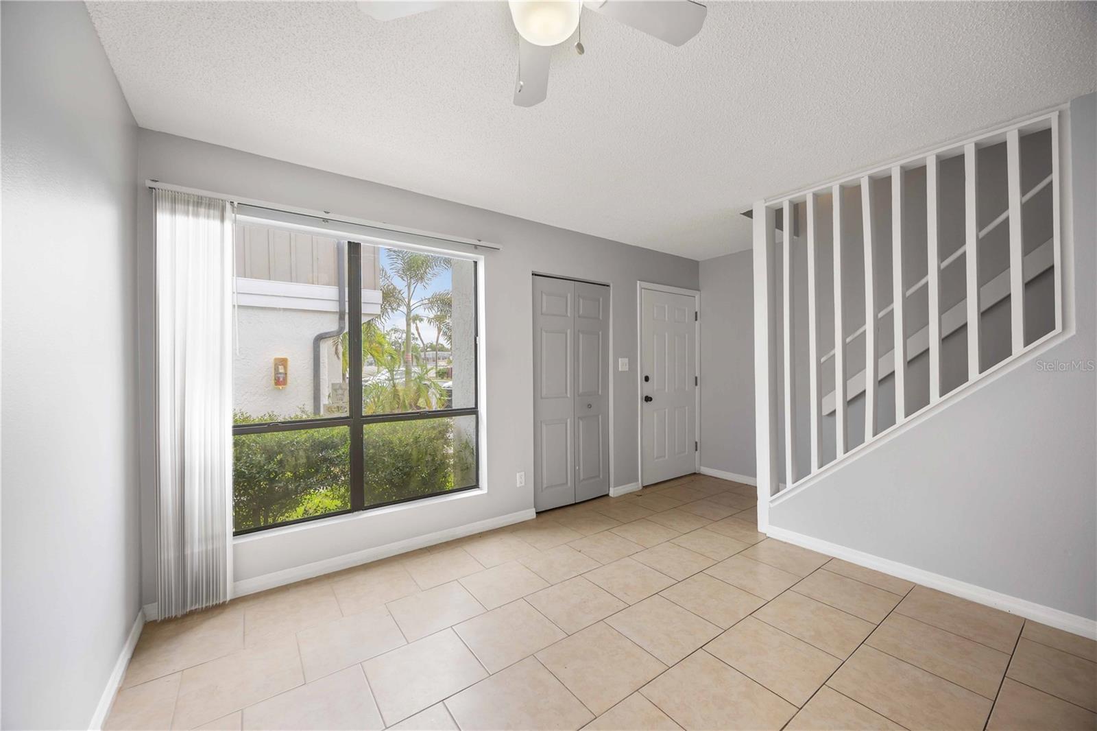 Image 3 of 30 For 4001 Beneva Road 116