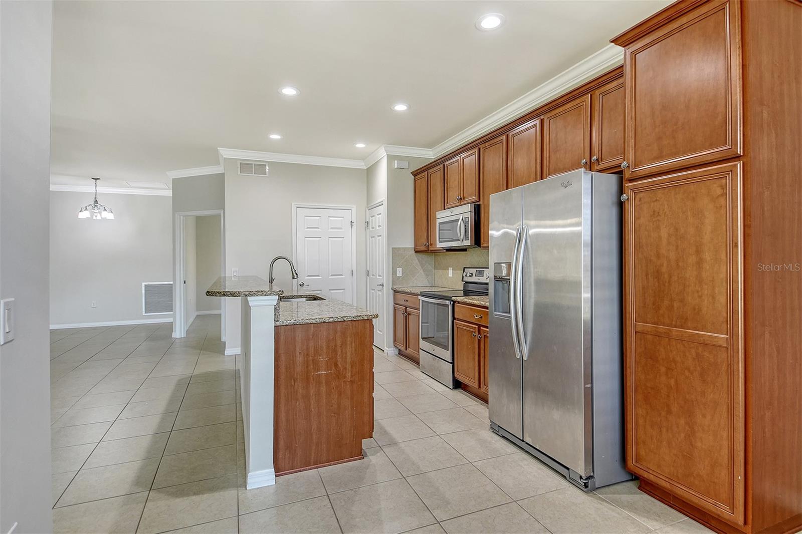 Image 19 of 90 For 19365 Rizzuto Street