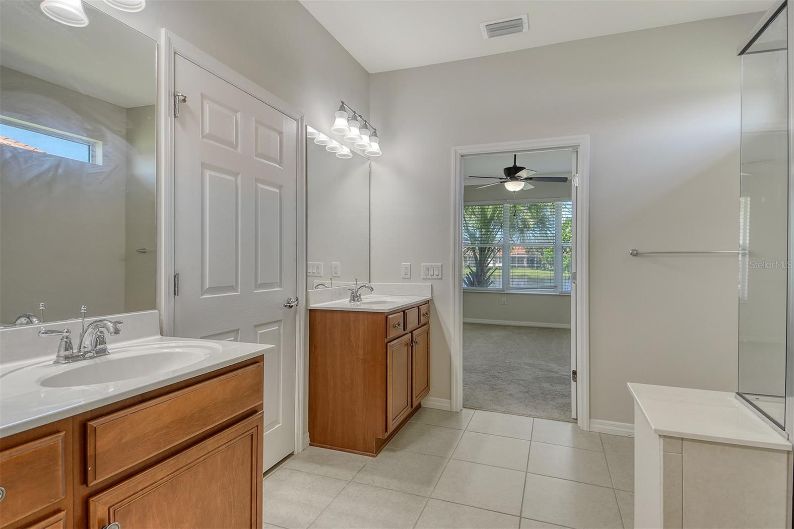 Image 26 of 90 For 19365 Rizzuto Street