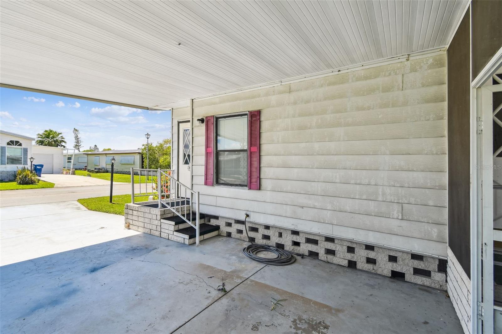Image 29 of 44 For 6710 36th Avenue E 269