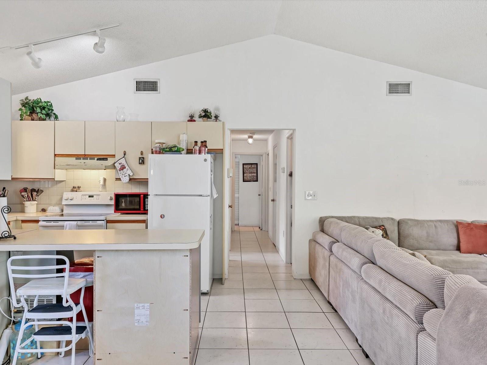 Image 7 of 26 For 1014 44th Street W