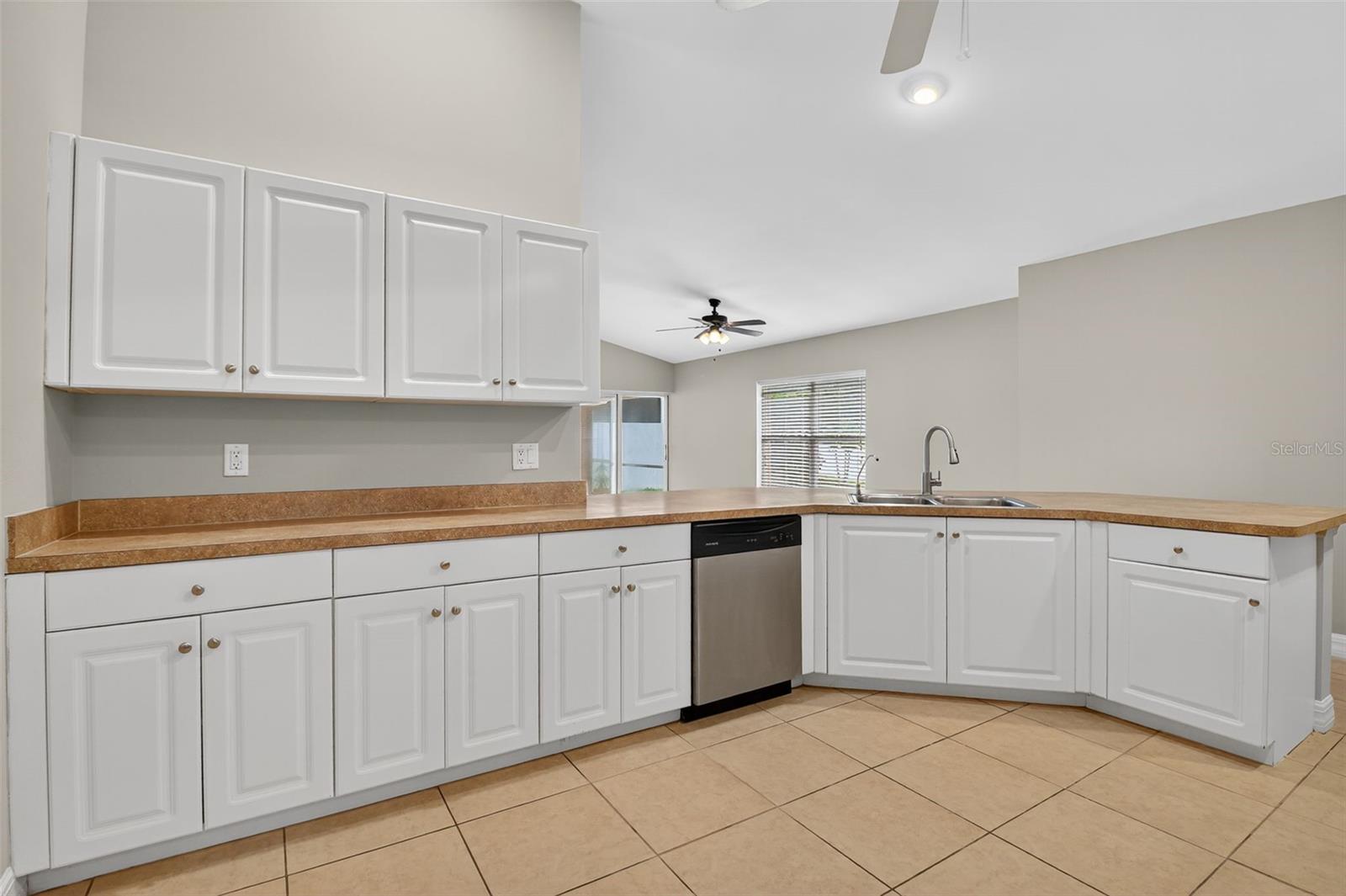 Image 12 of 33 For 3728 3rd Street