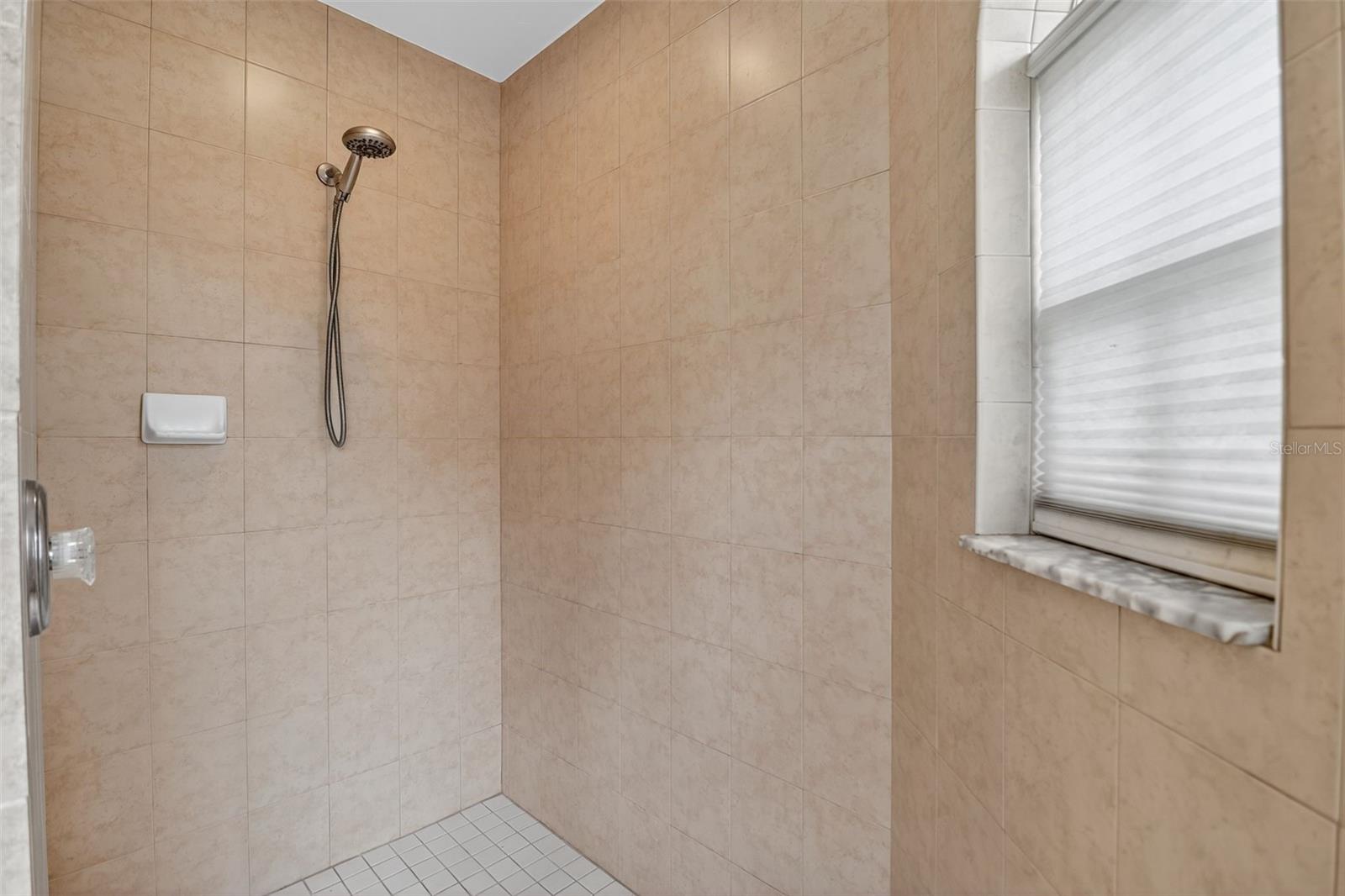 Image 18 of 33 For 3728 3rd Street