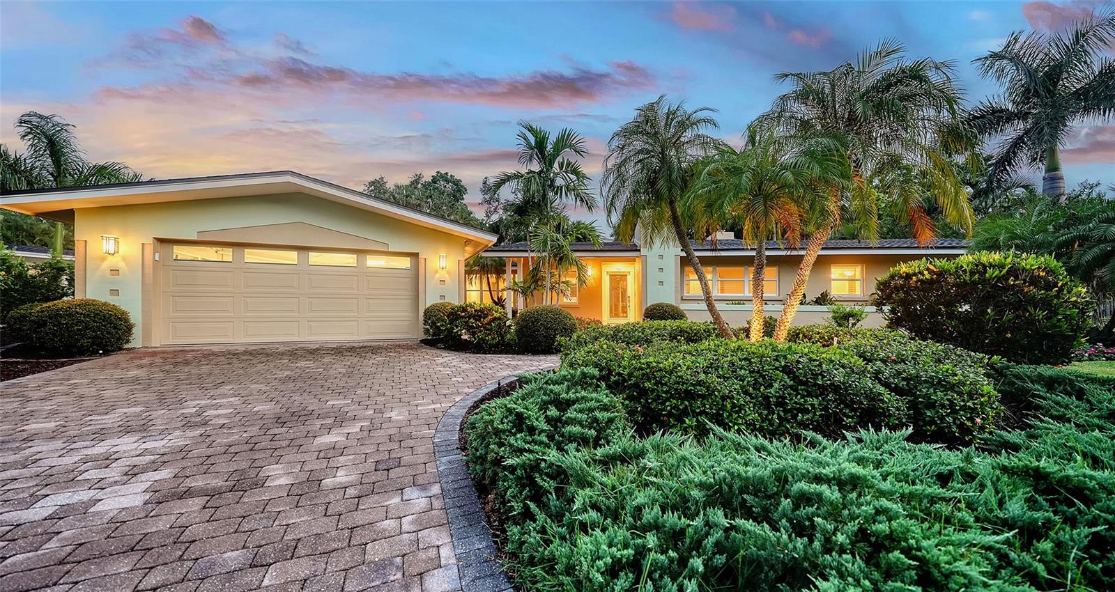 Details for 734 Indian Beach Circle, SARASOTA, FL 34234