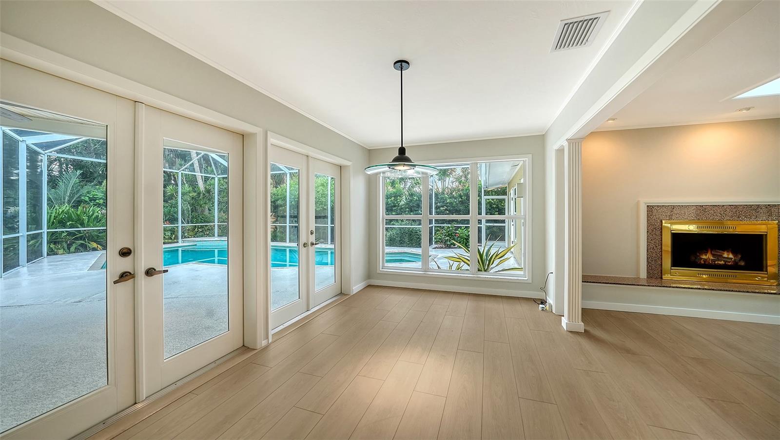 Image 11 of 45 For 734 Indian Beach Circle