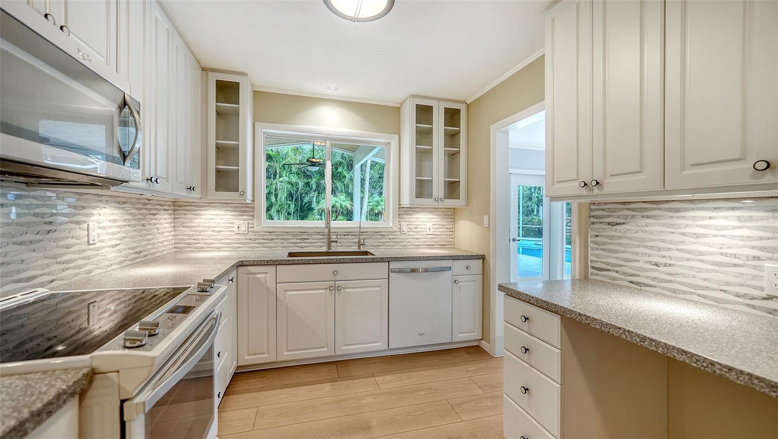 Image 16 of 45 For 734 Indian Beach Circle