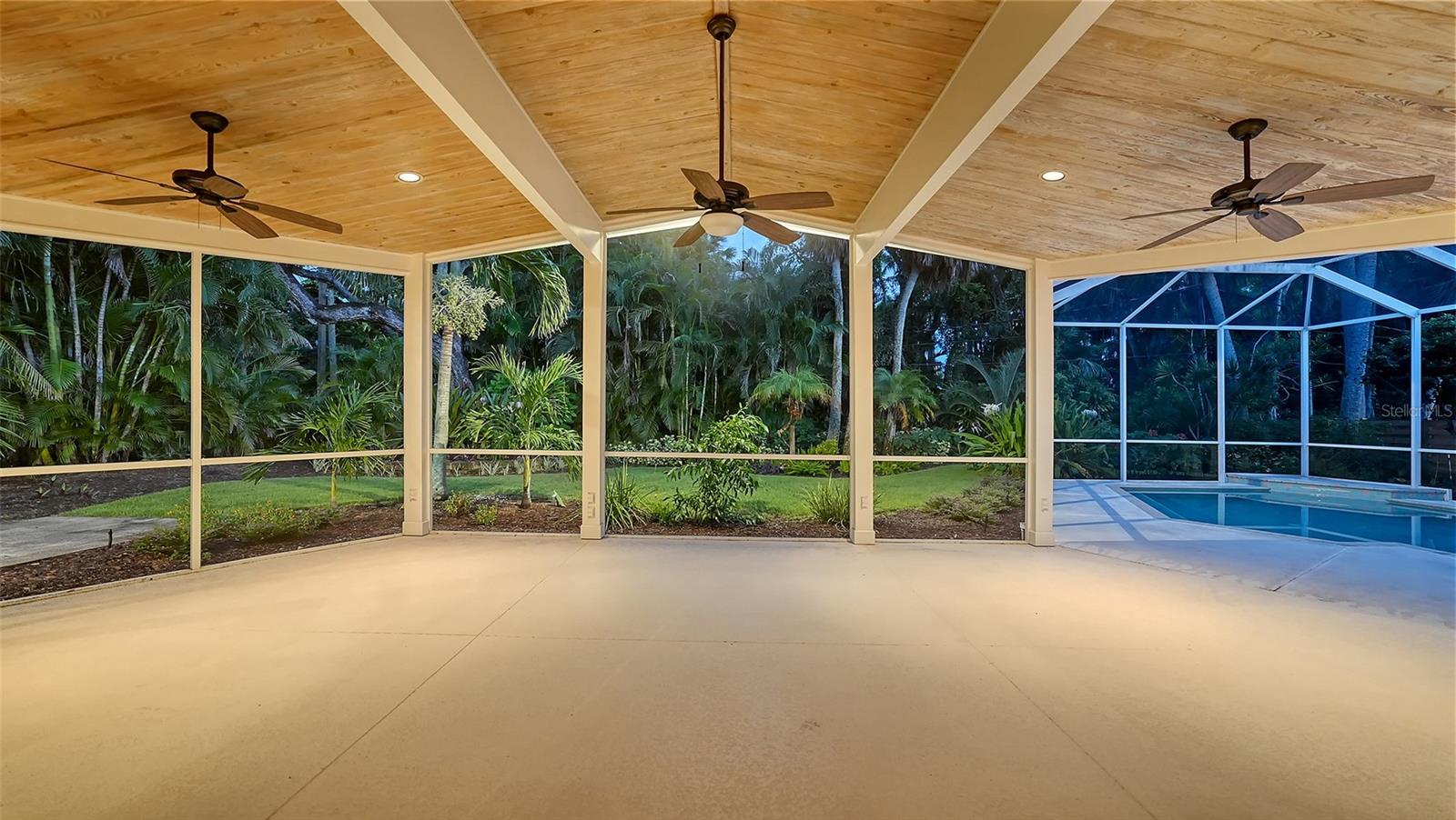 Image 32 of 45 For 734 Indian Beach Circle