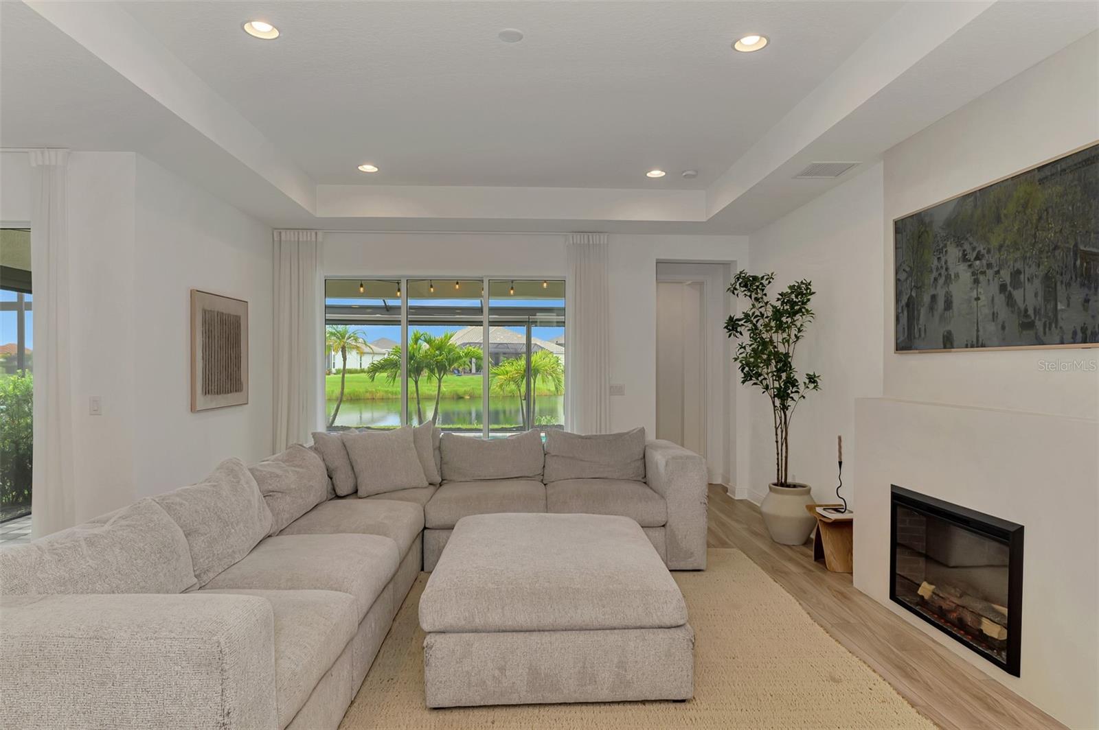 Image 12 of 54 For 4750 Antrim Drive