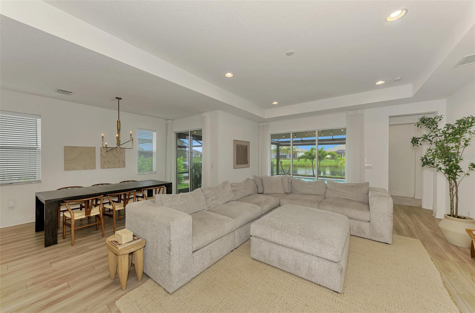 Image 13 of 54 For 4750 Antrim Drive